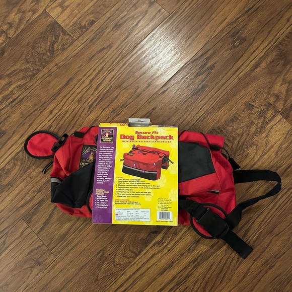 Outward Hound Dog Backpack | Secure Fit | Brand New - Picture 2 of 4